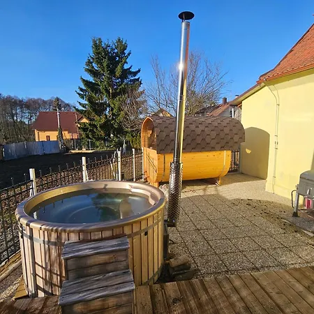 Na Farme Se Saunou A Virivkou, I S Jizdou Na Koni Vendégház *