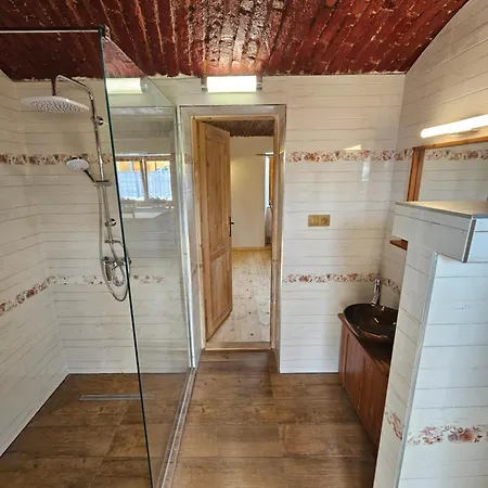 Na Farme Se Saunou A Virivkou, I S Jizdou Na Koni Maison d'hôtes
